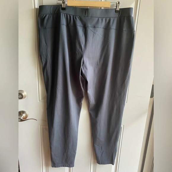 2 Pairs Mondetta Womens  XXL Slim Leg Elastic Waist Stretch Ankle Grey Pants EUC - Picture 5 of 10